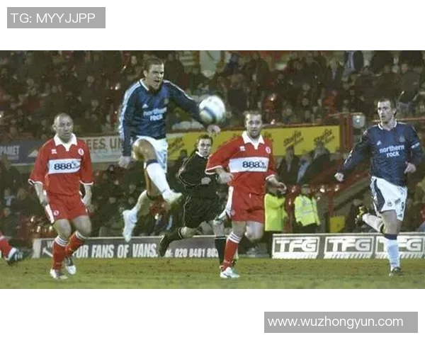 第一个足球球星是谁他如何开创了足球运动的辉煌历史